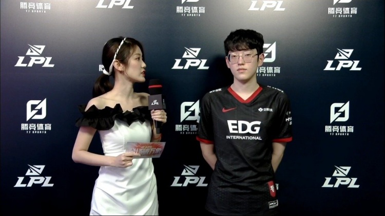 地方政府仍 地方政府仍