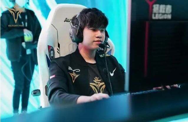 两位核心放 两位核心放