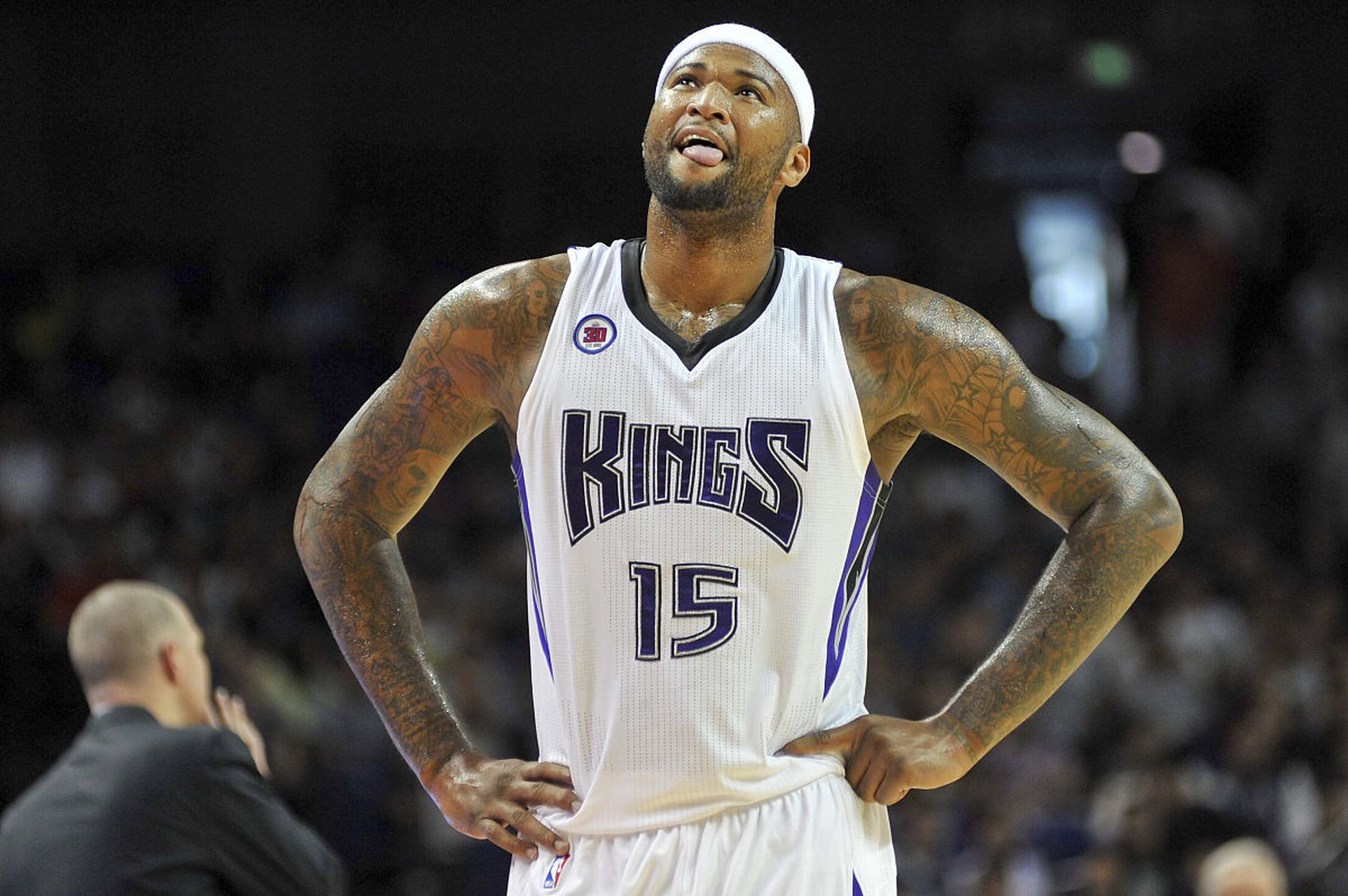 在这两名关 在这两名关