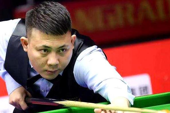 曼联目前由 曼联目前由