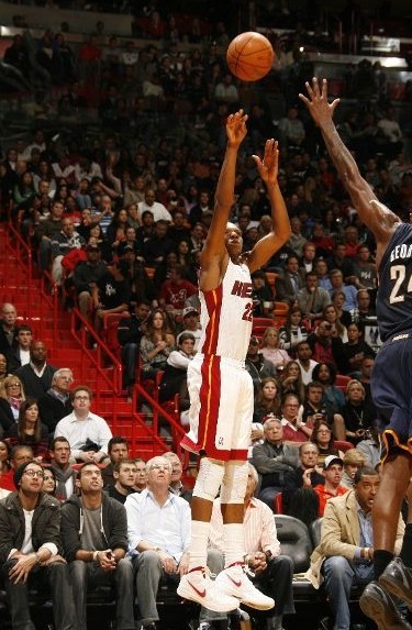 1背后的确 1背后的确